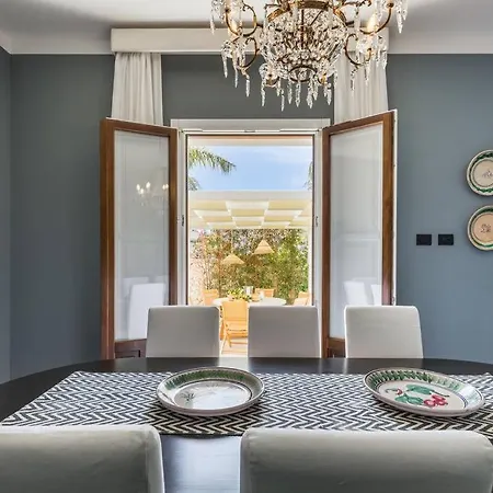 Explore Sicily From A Lux & Private Pool