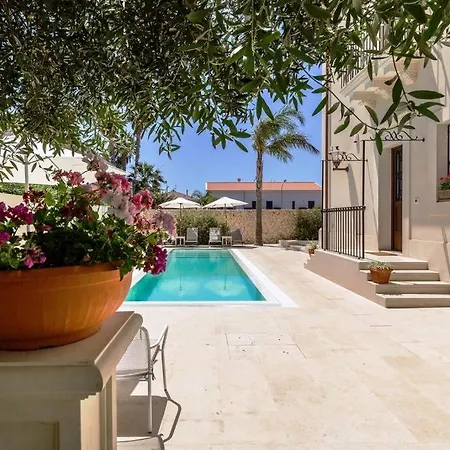 Casa de Férias Explore Sicily From A Lux & Private Pool